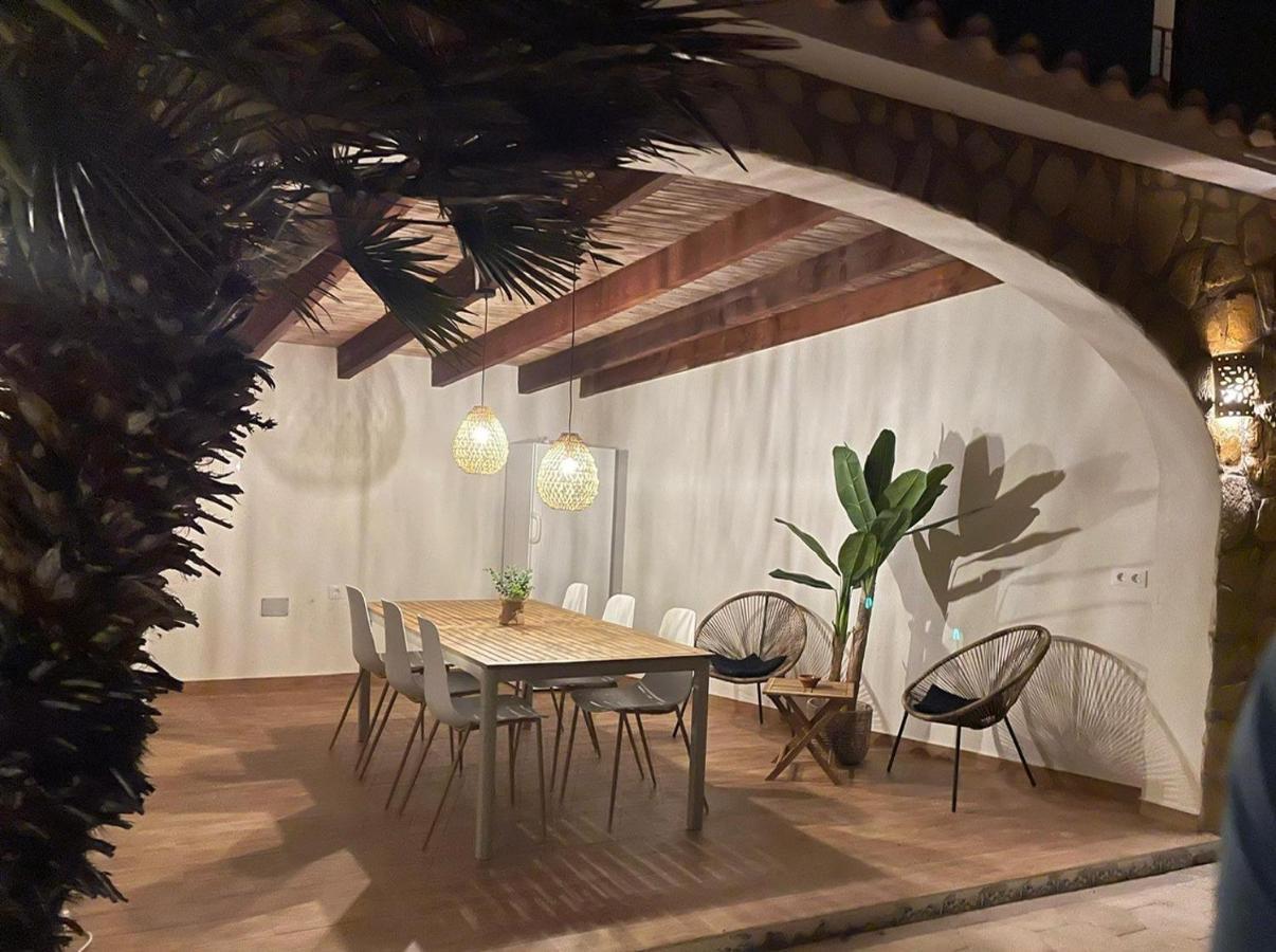 Marina Apartment Бениса Екстериор снимка